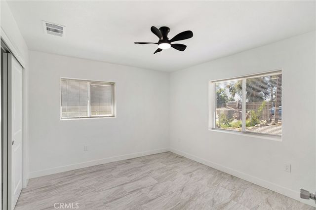 1014 E Casa Loma, Bakersfield, CA 93307
