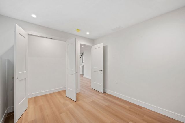 4959 N Merrimac Avenue, Chicago, IL 60630