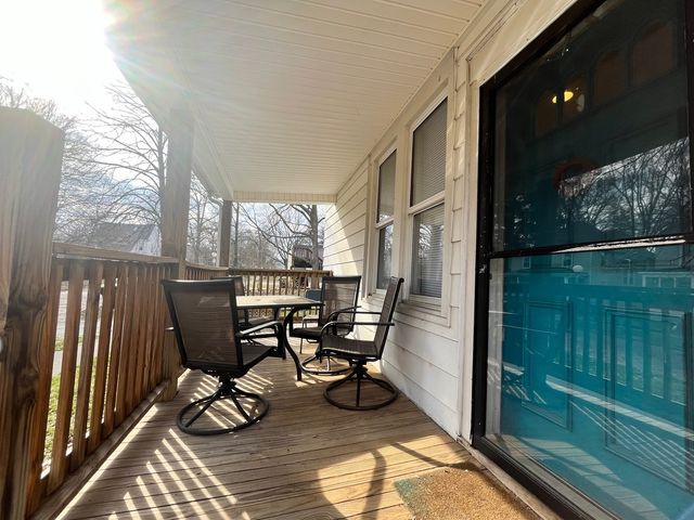 706 W High Street, Urbana, IL 61801