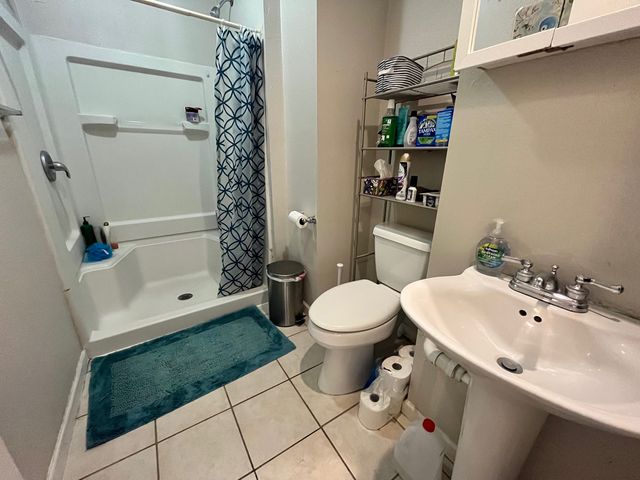 706 W High Street, Urbana, IL 61801