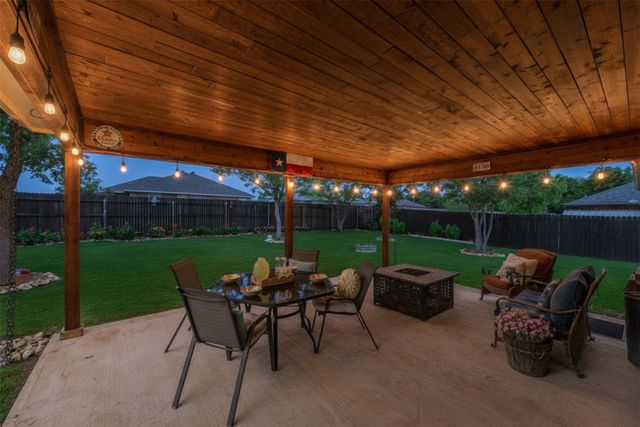 1108 Ashwood Court, Cleburne, TX 76033
