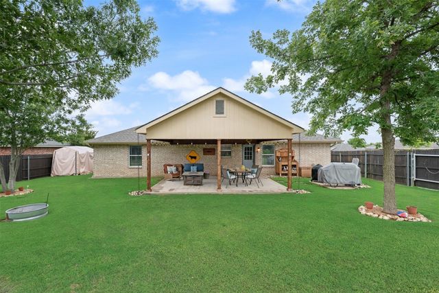 1108 Ashwood Court, Cleburne, TX 76033