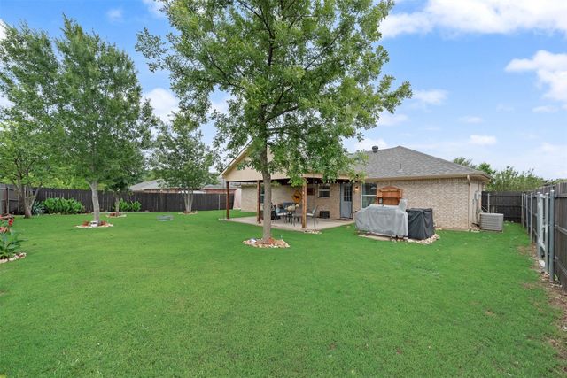 1108 Ashwood Court, Cleburne, TX 76033