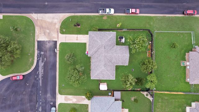 1108 Ashwood Court, Cleburne, TX 76033