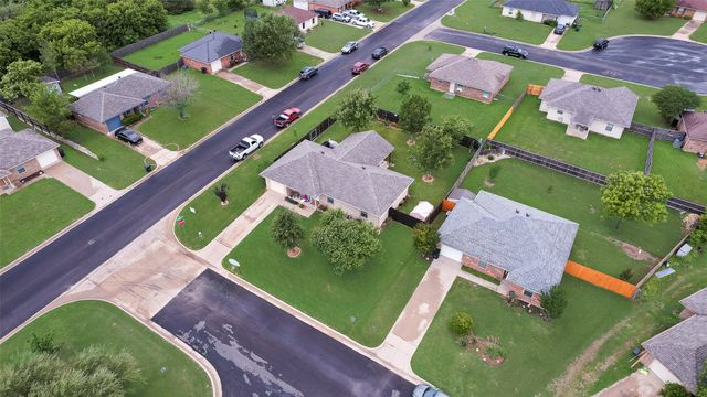 1108 Ashwood Court, Cleburne, TX 76033
