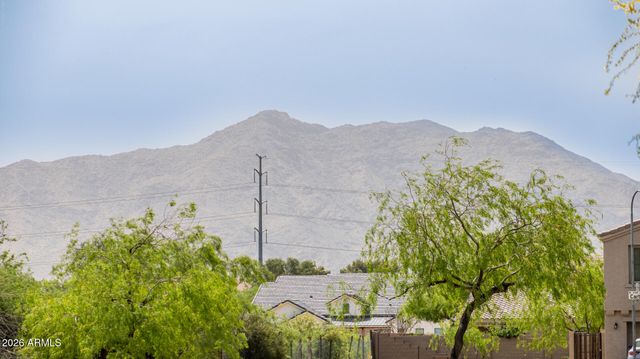 3720 W GLASS Lane, Phoenix, AZ 85041