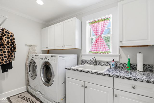 810 W Pine Street, Zionsville, IN 46077