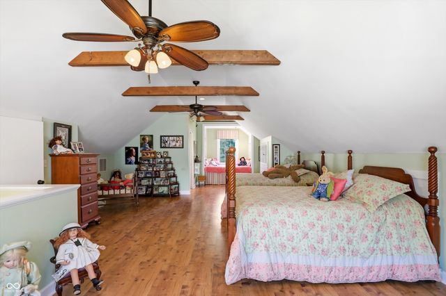 810 W Pine Street, Zionsville, IN 46077