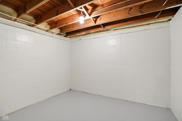 810 W Pine Street, Zionsville, IN 46077