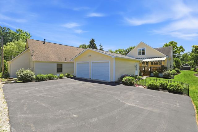 810 W Pine Street, Zionsville, IN 46077