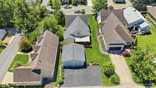 810 W Pine Street, Zionsville, IN 46077