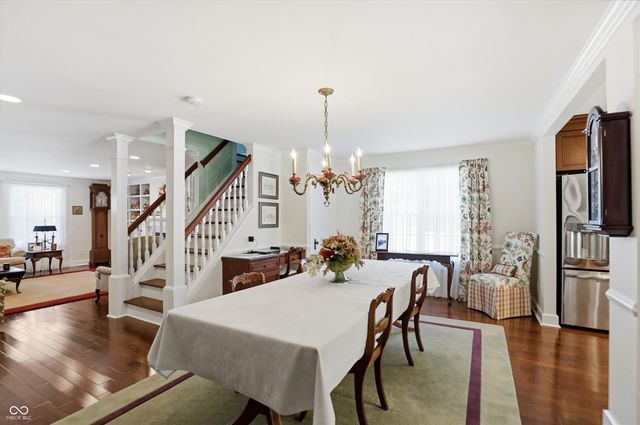 810 W Pine Street, Zionsville, IN 46077