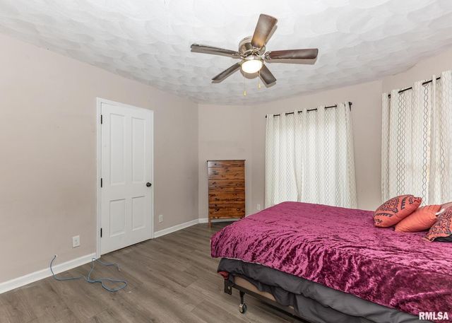 307 E COURT Street, Cambridge, IL 61238