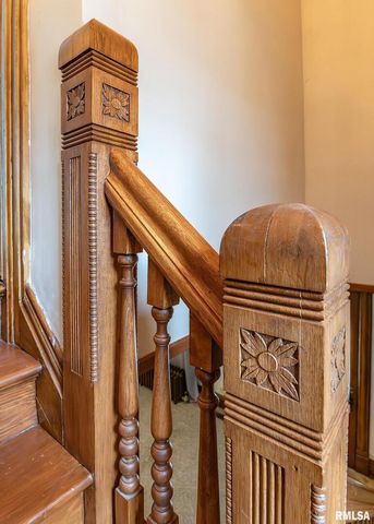 307 E COURT Street, Cambridge, IL 61238