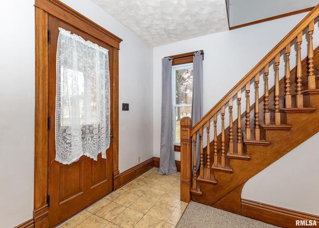 307 E COURT Street, Cambridge, IL 61238