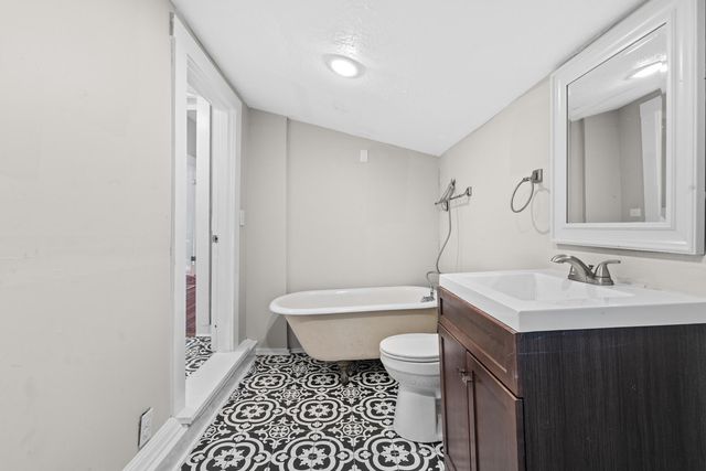 707 Woodland Avenue, Frankfort, KY 40601