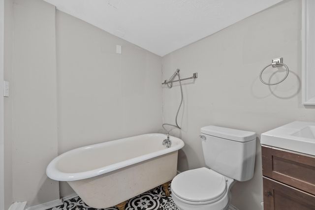 707 Woodland Avenue, Frankfort, KY 40601