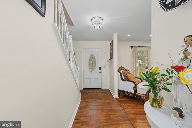 1025 CUTLASS, Manahawkin, NJ 08050