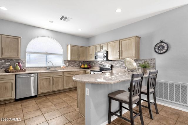 4092 E DONATO Drive, Gilbert, AZ 85298