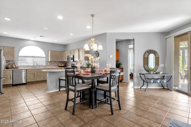 4092 E DONATO Drive, Gilbert, AZ 85298