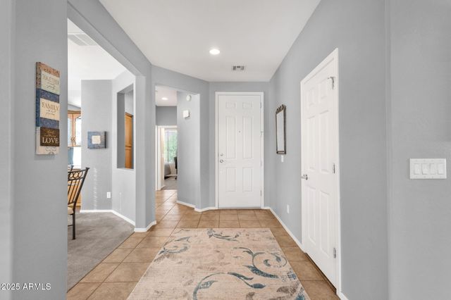 4092 E DONATO Drive, Gilbert, AZ 85298