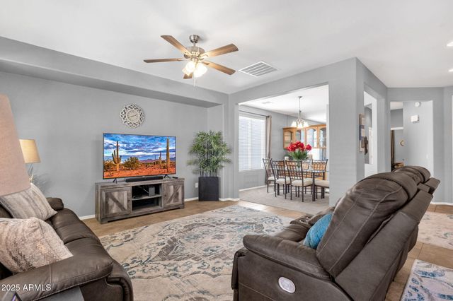 4092 E DONATO Drive, Gilbert, AZ 85298