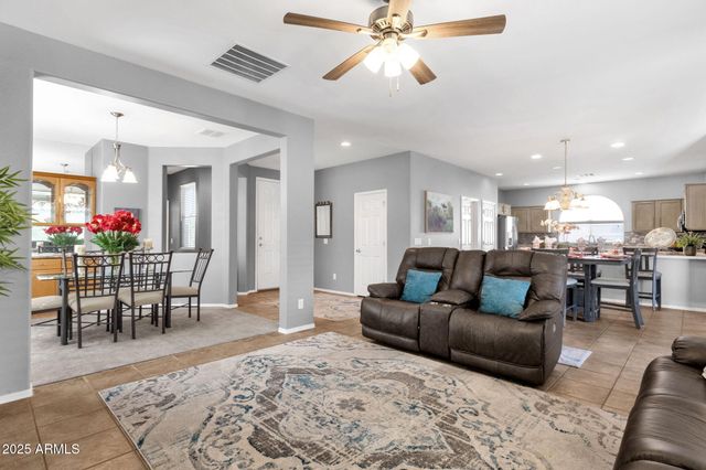 4092 E DONATO Drive, Gilbert, AZ 85298