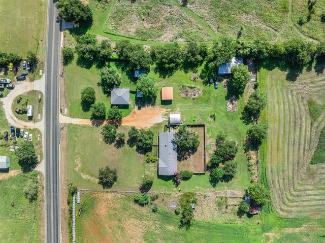 1015 Fm 112 RD, Lexington, TX 78947
