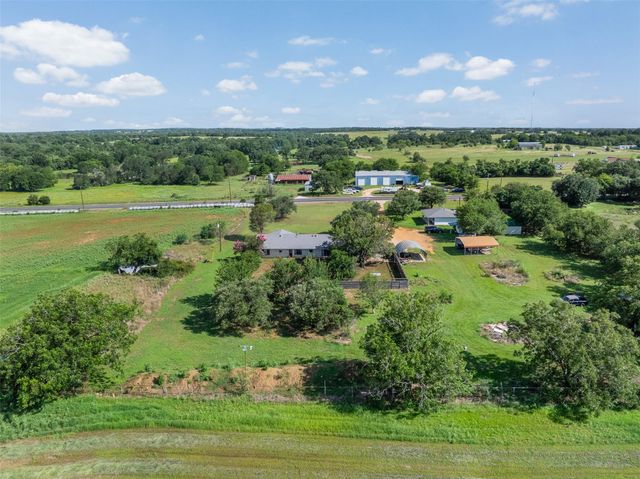 1015 Fm 112 RD, Lexington, TX 78947