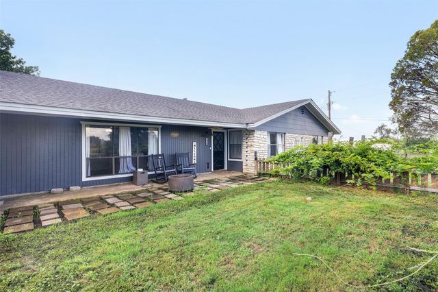 1015 Fm 112 RD, Lexington, TX 78947