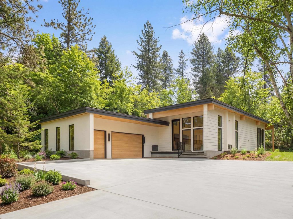 1518 E 20th Ave, Spokane, WA 99203 photo 2