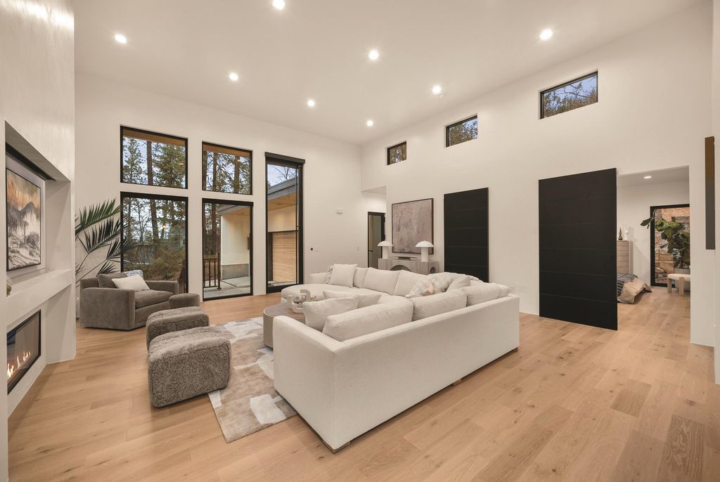 1518 E 20th Ave, Spokane, WA 99203 photo 5