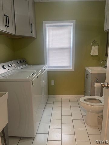 26 East 10th Street, Oswego, NY 13126