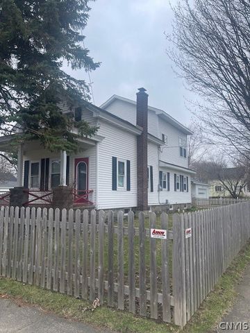 26 East 10th Street, Oswego, NY 13126
