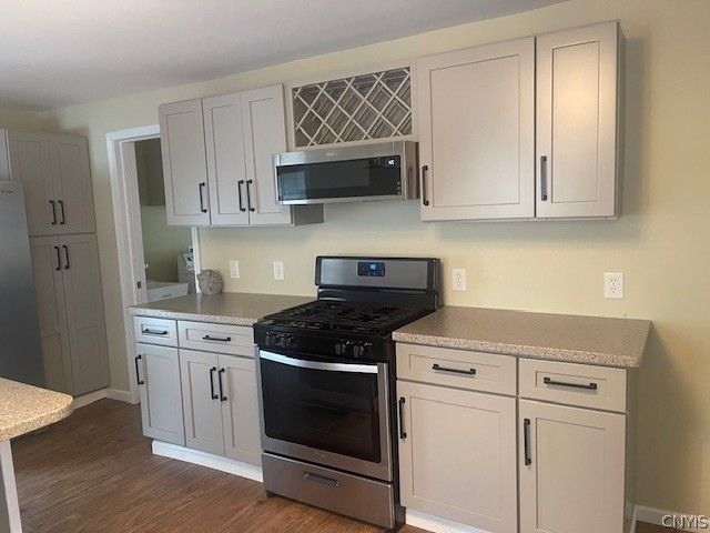 26 East 10th Street, Oswego, NY 13126