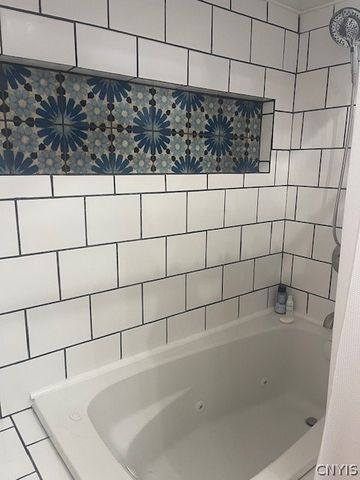 26 East 10th Street, Oswego, NY 13126