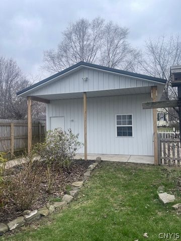 26 East 10th Street, Oswego, NY 13126