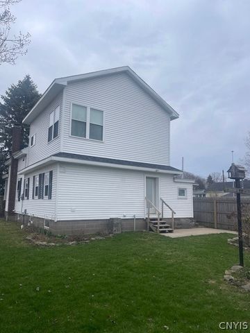 26 East 10th Street, Oswego, NY 13126