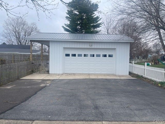 26 East 10th Street, Oswego, NY 13126
