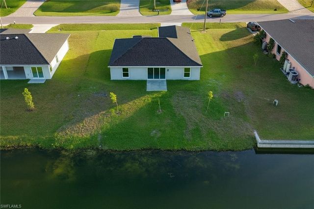 112 NW 23rd AVE, Cape Coral, FL 33993