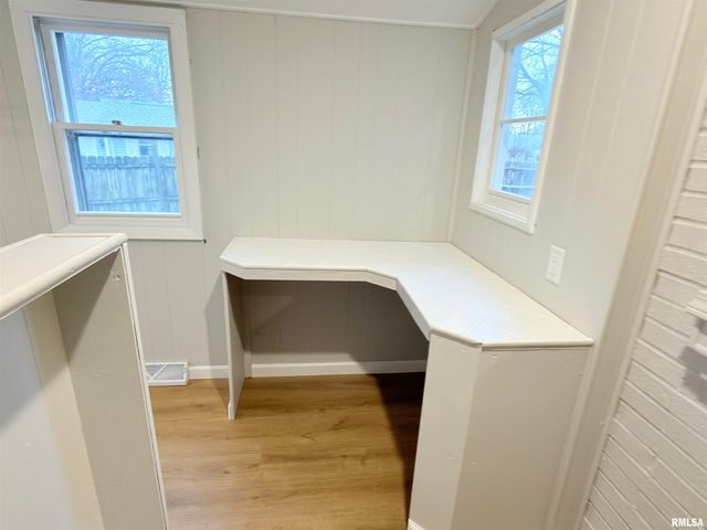 3301 STANTON Street, Springfield, IL 62703