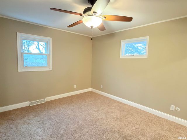 3301 STANTON Street, Springfield, IL 62703