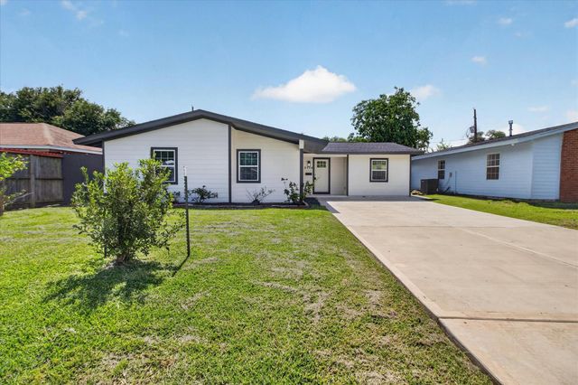2114 Linden Creek Lane, Houston, TX 77017