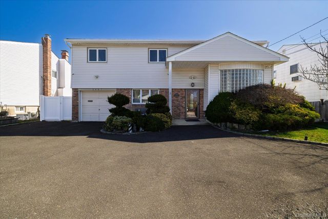 3447 Steven Road, Baldwin, NY 11510