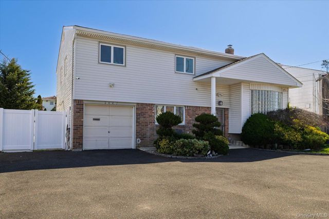 3447 Steven Road, Baldwin, NY 11510