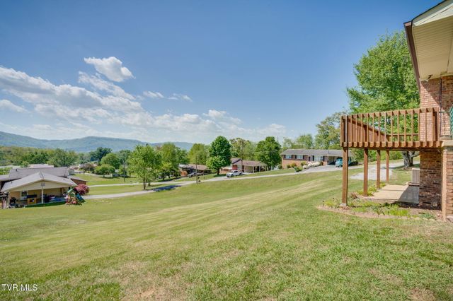 816 Phyllis Street, Church Hill, TN 37642