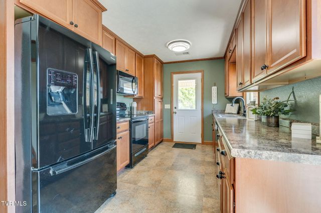 816 Phyllis Street, Church Hill, TN 37642