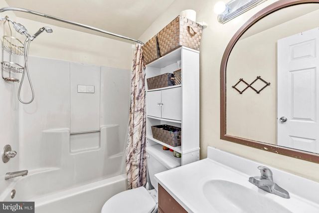 6756 ARALIA AVE, St Leonard, MD 20685