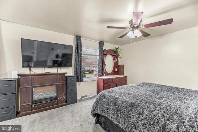 6756 ARALIA AVE, St Leonard, MD 20685