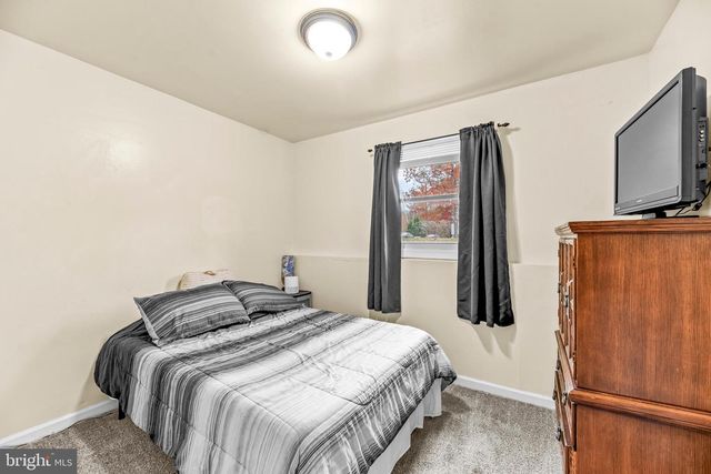 6756 ARALIA AVE, St Leonard, MD 20685